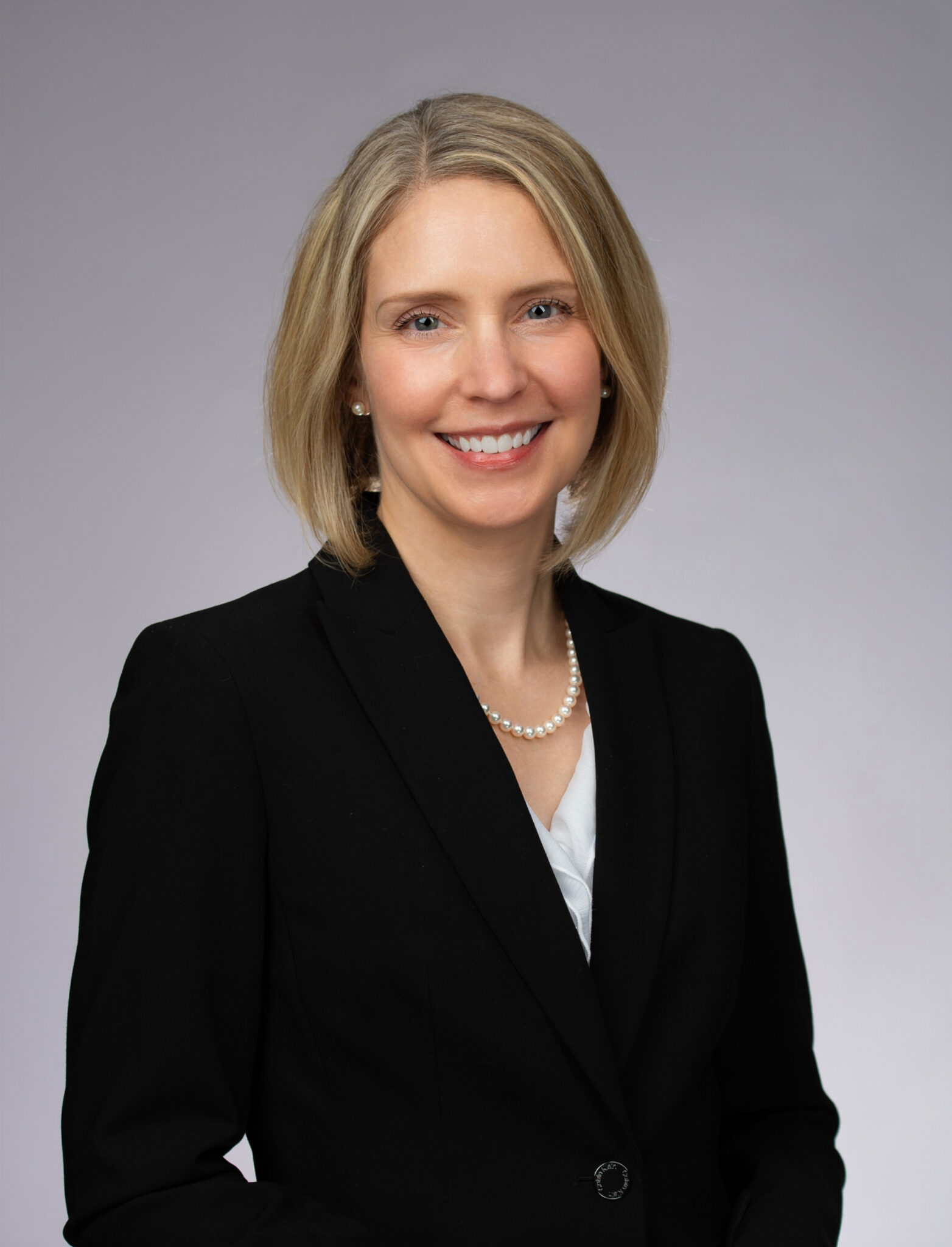 Julie Mason Husband: A Profile in Resilience, Leadership, and Quiet Strength